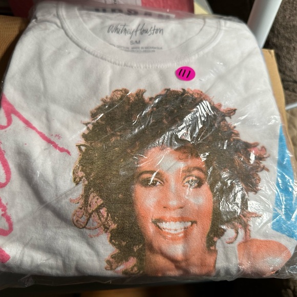 Whitney Houston tee in S/M from Urban Outfitters new in package - Picture 3 of 6